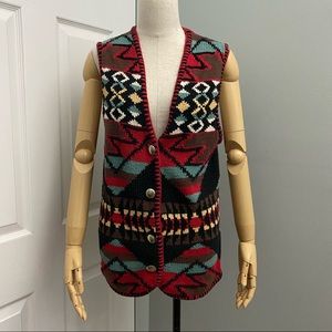 Green Rose Aztec Pattern Knitted by Hand Soft and Stretchy Vest Size M/L